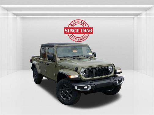 2026 Jeep Gladiator Sport