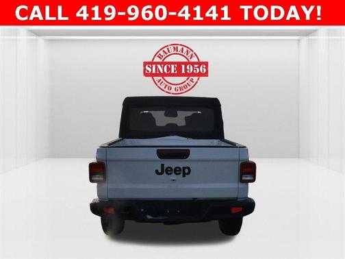2026 Jeep Gladiator Sport