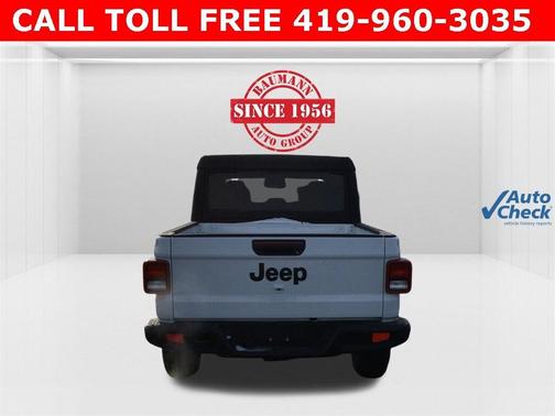 2026 Jeep Gladiator Sport