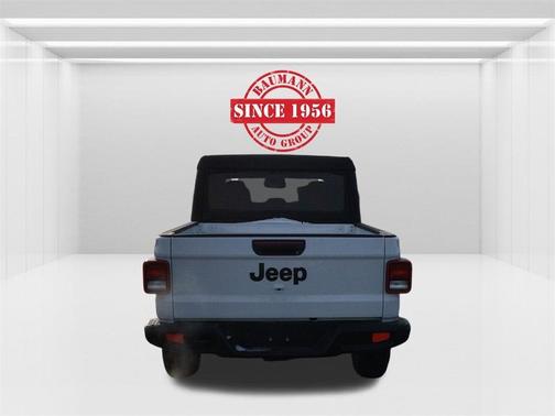 2026 Jeep Gladiator Sport