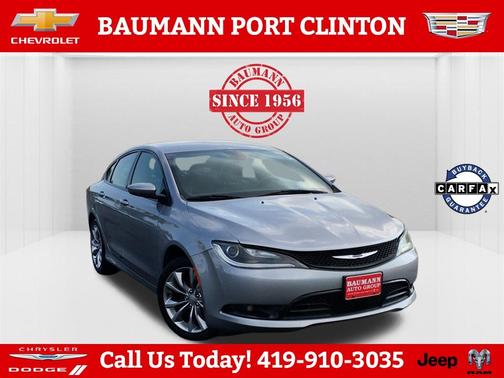 2015 Chrysler 200 S