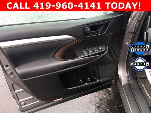2017 Toyota Highlander LE