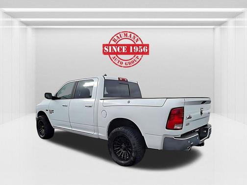 Bright White Clearcoat 2019 RAM 1500 Classic Big Horn