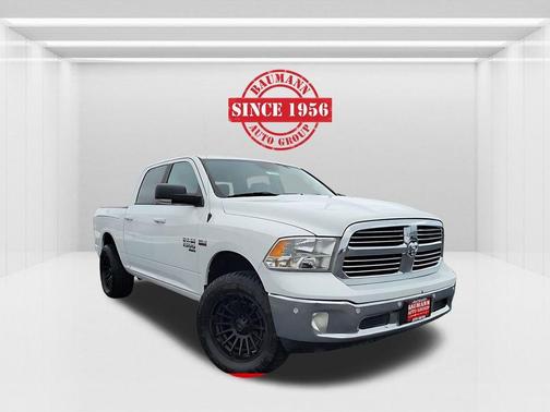 Bright White Clearcoat 2019 RAM 1500 Classic Big Horn