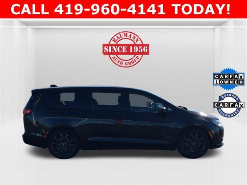 2020 Chrysler Pacifica Touring