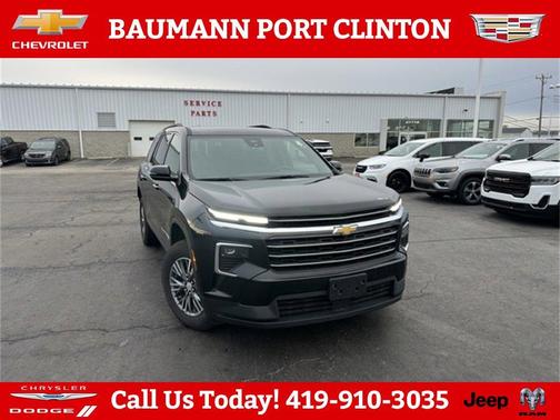 2025 Chevrolet Traverse LT