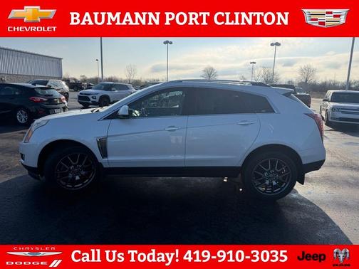 Platinum Ice Tri-Coat 2016 Cadillac SRX Performance Collection