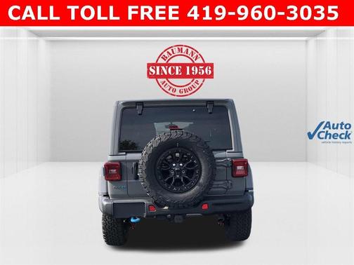 Sting Gray Clearcoat 2023 Jeep Wrangler 4xe Rubicon