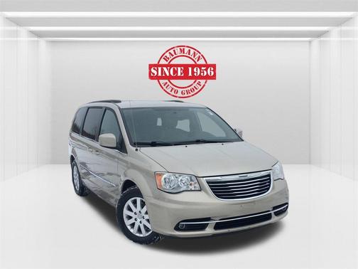 2013 Chrysler Town & Country Touring