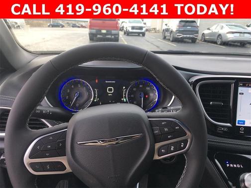 2026 Chrysler Pacifica Limited