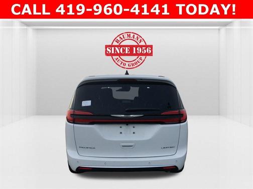 2026 Chrysler Pacifica Limited