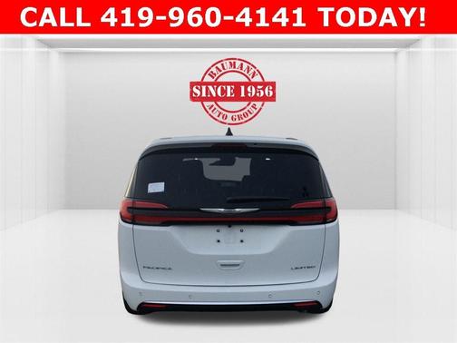 2026 Chrysler Pacifica Limited