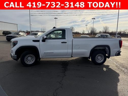 2025 GMC Sierra 1500 Pro