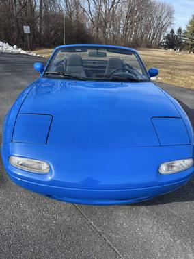 1990 Mazda MX-5 Miata Base 2dr Convertible