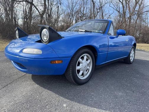 1990 Mazda MX-5 Miata Base 2dr Convertible