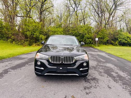 Black Sapphire Metallic 2016 BMW X4 xDrive28i