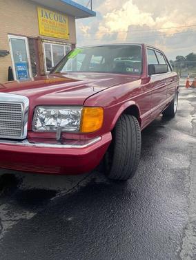 1989 Mercedes-Benz S-Class 560SEL
