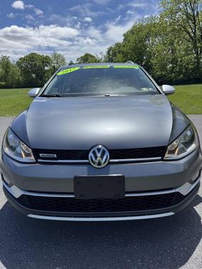 2017 Volkswagen Golf Alltrack TSI SE
