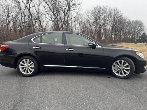 2011 Lexus LS 460 Base