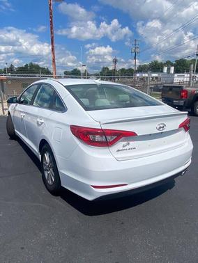 2015 Hyundai SONATA SE