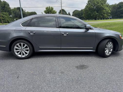 2013 Volkswagen Passat 2.5 SEL