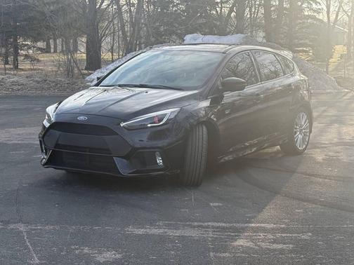 2017 Ford Focus ST 