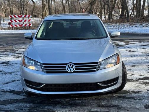 2015 Volkswagen Passat 2.0L TDI DSG SE w/Sunroof