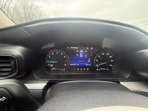 2020 Ford Explorer XLT AWD 4dr SUV