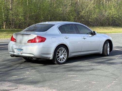 Liquid Platinum 2008 INFINITI G35x Base