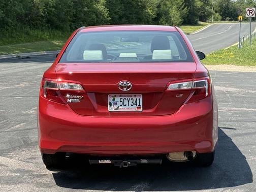 Barcelona Red Metallic 2013 Toyota Camry LE