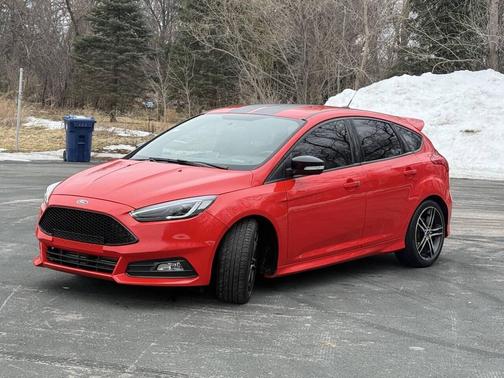 2016 Ford Focus ST 