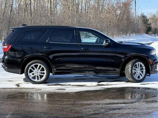 DB Black Clearcoat 2024 Dodge Durango GT Plus