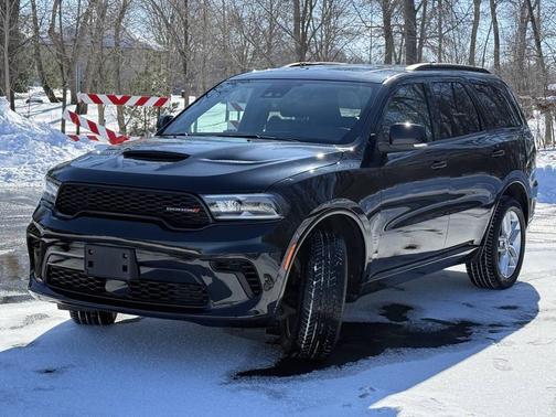 DB Black Clearcoat 2024 Dodge Durango GT Plus