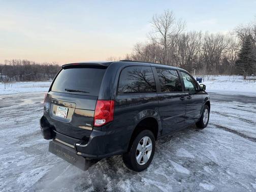 2014 Dodge Grand Caravan AVP/SE