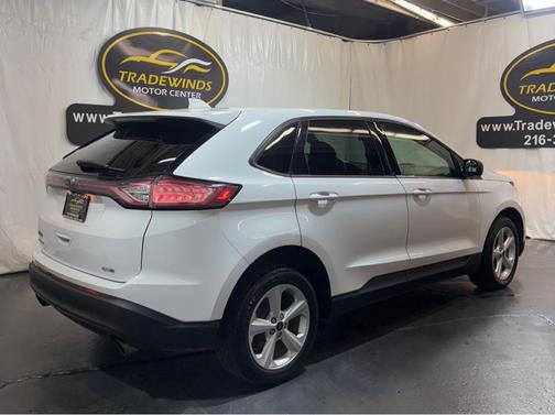 2018 Ford Edge SE