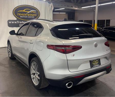 2018 Alfa Romeo Stelvio Ti Sport