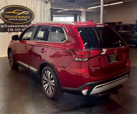 2020 Mitsubishi Outlander SE