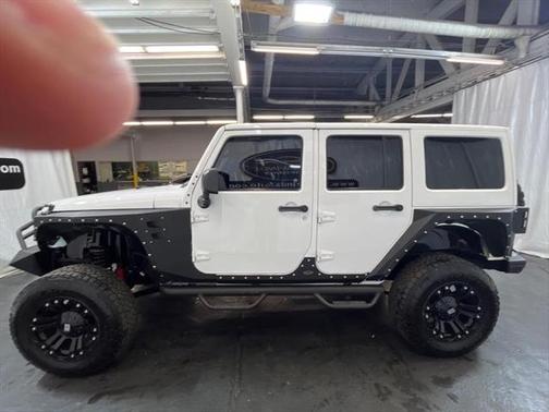 2013 Jeep Wrangler Unlimited Sahara