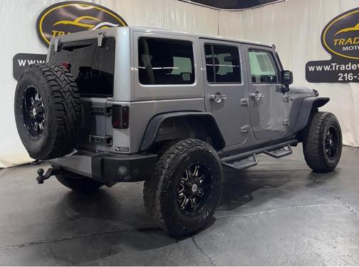 2016 Jeep Wrangler Unlimited Sahara