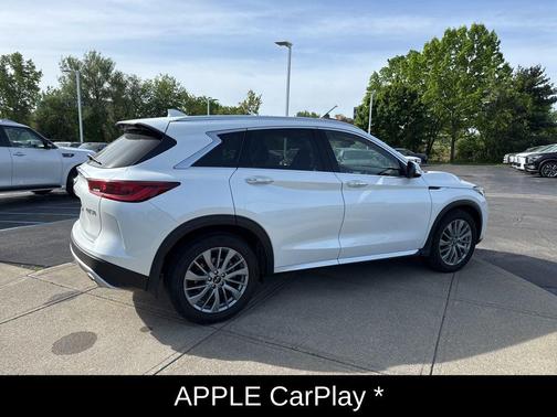 Radiant White 2025 INFINITI QX50 Luxe AWD
