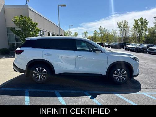 Glacier White 2023 INFINITI QX60 Pure