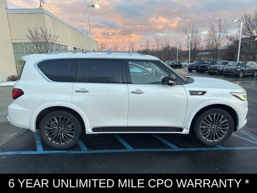 2024 INFINITI QX80 PREMIUM SELECT AWD