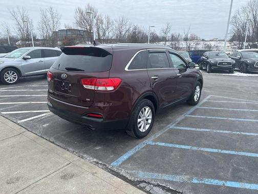 2018 Kia Sorento LX