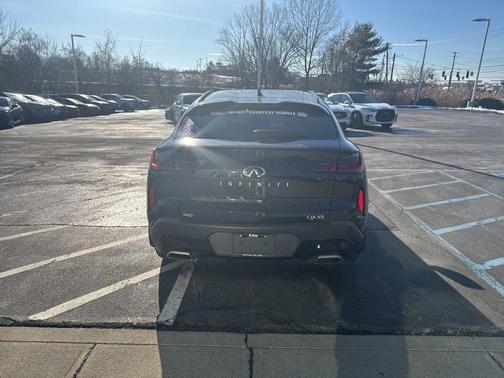 2025 INFINITI QX55 LUXE