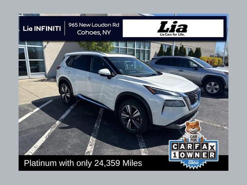 Pearl White Tricoat/Super Black 2023 Nissan Rogue Platinum