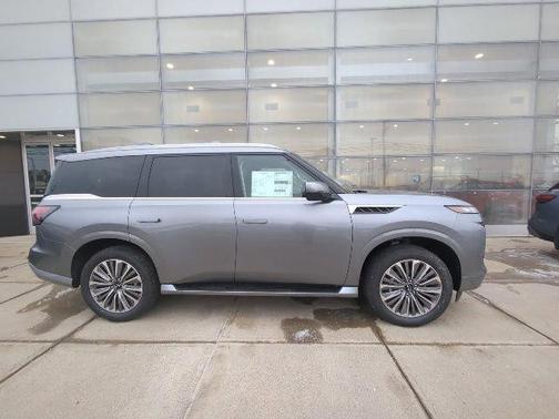 2025 INFINITI QX80 SENSORY AWD