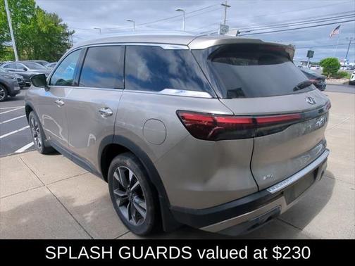 2022 INFINITI QX60 Luxe