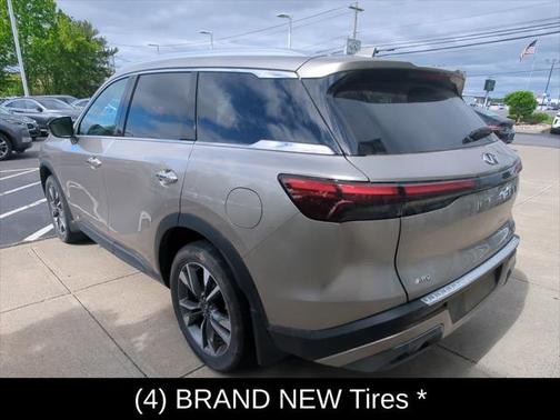 2022 INFINITI QX60 Luxe