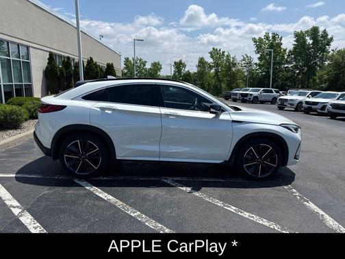Radiant White 2025 INFINITI QX55 SENSORY