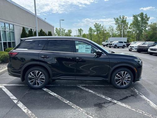 Mineral Black 2027 INFINITI QX60 LUXE AWD
